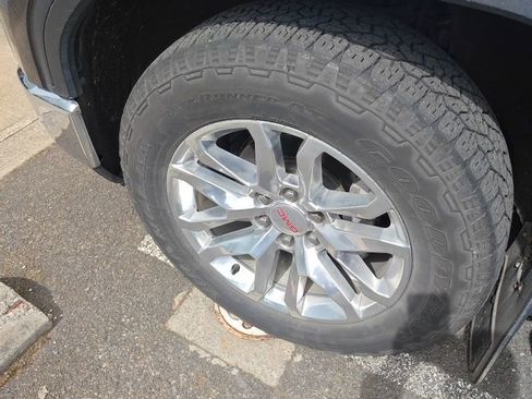 Used 2021 GMC Sierra 1500 SLT w/ SLT Premium Package AWD/4WD image 13