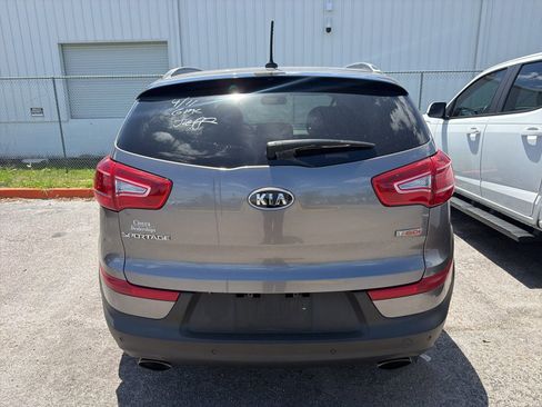 Used 2011 Kia Sportage SX w/ Premium Pkg w/Leather Seats image 10