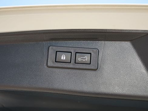 Used 2021 Subaru Outback Onyx Edition XT AWD/4WD image 11