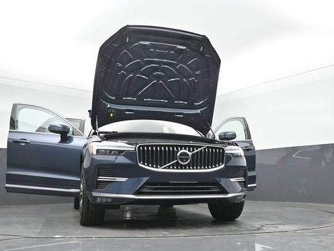 Used 2023 Volvo XC60 B5 Plus w/ Protection Package Premier AWD/4WD image 48