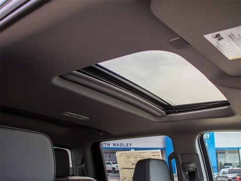 New 2025 GMC Sierra 3500 Denali w/ Technology Package image 21