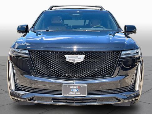 Used 2024 Cadillac Escalade Sport w/ LPO, ONYX Package AWD/4WD image 4