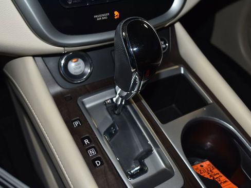 Certified 2019 Nissan Murano Platinum image 15