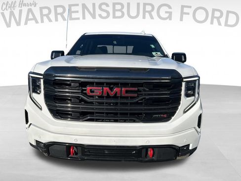 Used 2022 GMC Sierra 1500 AT4 w/ AT4 Premium Package image 2