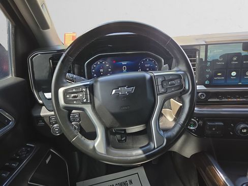 Used 2024 Chevrolet Silverado 1500 RST AWD/4WD image 13