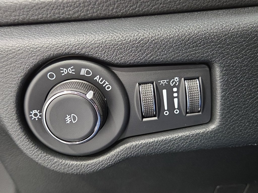 New 2026 Chrysler Pacifica Select w/ S Appearance Package FWD image 24