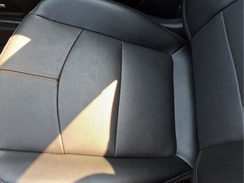 Used 2023 Chevrolet Equinox Premier image 24