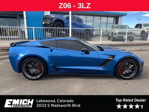 Used 2016 Chevrolet Corvette Z06 w/ 3LZ Preferred Equipment Group image 6