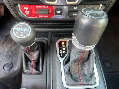 Used 2020 Jeep Wrangler Unlimited Rubicon AWD/4WD image 27