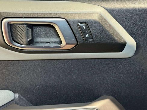 Used 2021 Ford Bronco Badlands w/ Sasquatch Package image 9