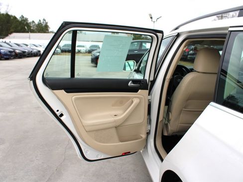 Used 2013 Volkswagen Jetta TDI image 27