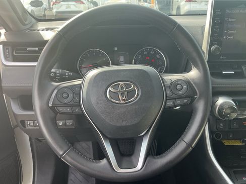 Certified 2022 Toyota RAV4 XLE Premium image 9