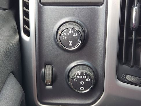 Used 2015 GMC Sierra 1500 SLE w/ SLE Value Package AWD/4WD image 30