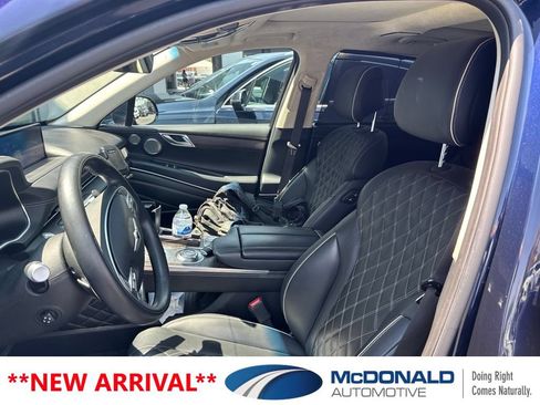 Used 2024 Genesis GV80 3.5T w/ Prestige Package AWD/4WD image 8