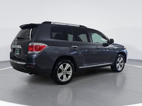 Used 2013 Toyota Highlander Limited AWD/4WD image 3