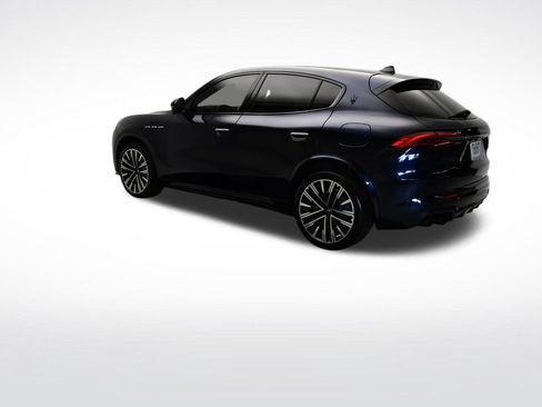 Used 2023 Maserati Grecale Modena AWD/4WD image 3