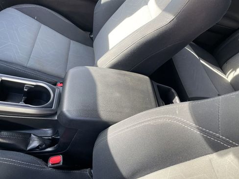 Used 2021 Toyota Tacoma TRD Sport w/ Technology Package image 23