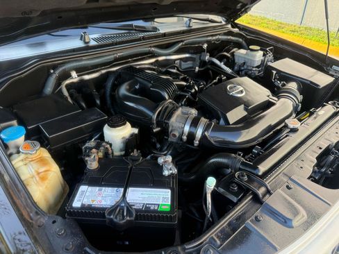 Used 2011 Nissan Xterra S AWD/4WD image 38