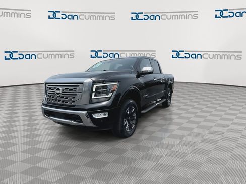 Used 2023 Nissan Titan Platinum Reserve w/ Moonroof Package AWD/4WD image 4