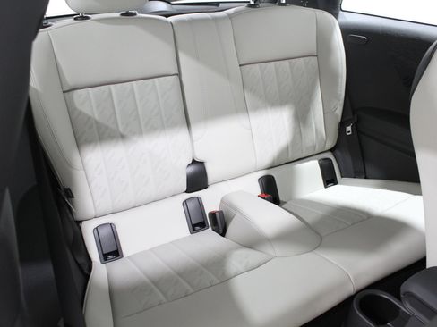 Certified 2025 MINI Cooper S image 18