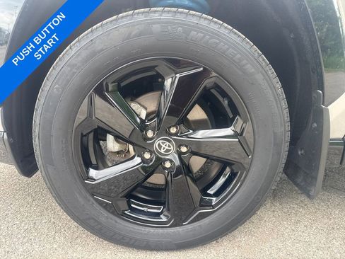 Used 2021 Toyota RAV4 XSE AWD/4WD image 9