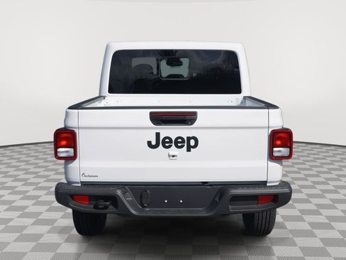 New 2026 Jeep Gladiator Sport AWD/4WD image 6