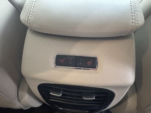 Used 2019 Lincoln MKC Select w/ Select Plus Package image 22