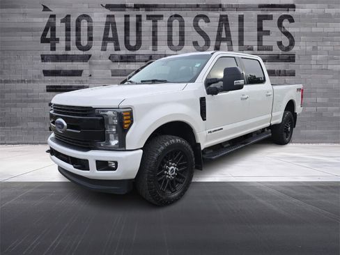 Used 2019 Ford F350 Lariat image 6