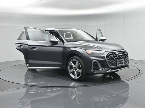 Used 2021 Audi SQ5 Premium w/ Convenience Package AWD/4WD image 29