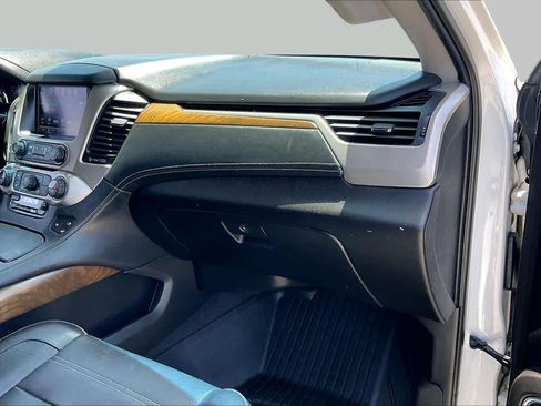 Used 2019 GMC Yukon XL Denali w/ Denali Ultimate Package RWD image 19
