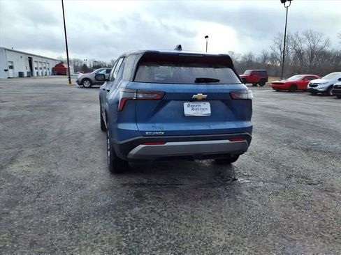 Used 2025 Chevrolet Equinox LT image 23