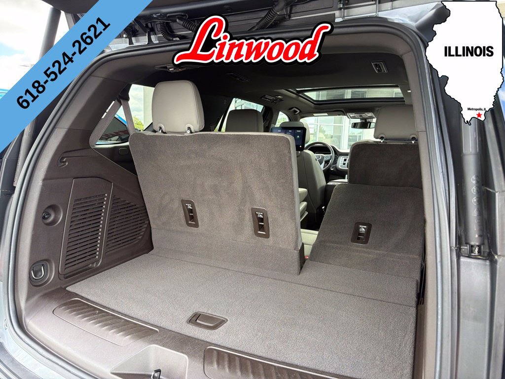 Used 2021 GMC Yukon SLT w/ SLT Premium Package AWD/4WD image 9
