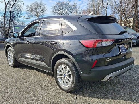 Certified 2022 Ford Escape SE AWD/4WD image 3