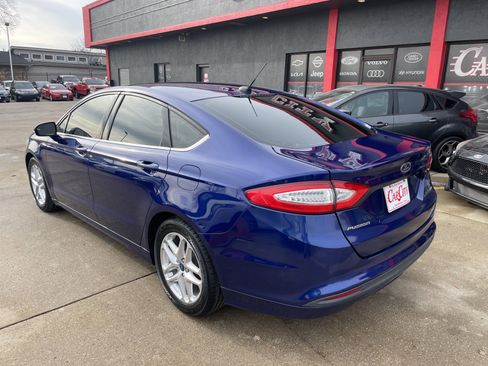Used 2013 Ford Fusion SE image 3