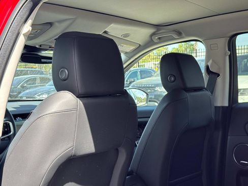 New 2025 Land Rover Discovery Sport S image 15