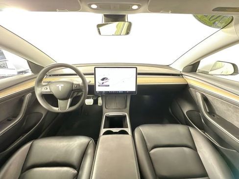 Used 2021 Tesla Model 3 Performance image 3