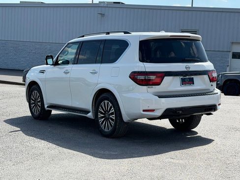 Used 2023 Nissan Armada SL w/ Midnight Edition Package RWD image 6