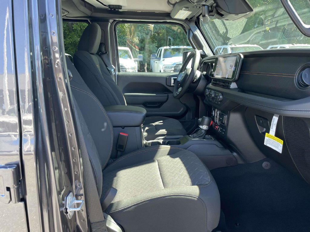 New 2027 Jeep Gladiator Mojave AWD/4WD image 15