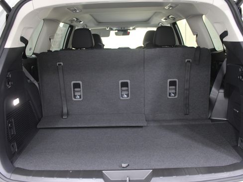 New 2026 Subaru Ascent Limited image 22