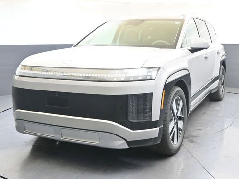 New 2026 Hyundai Ioniq 9 SEL image 1