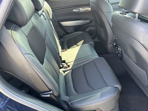 Used 2024 Genesis GV70 2.5T w/ Sport Prestige Package image 10