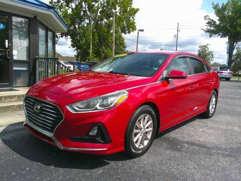 Used 2018 Hyundai Sonata SE FWD image 2