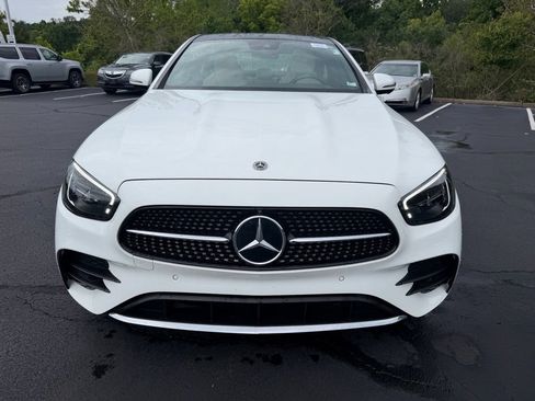 Used 2023 Mercedes-Benz E 350 4MATIC Sedan image 2