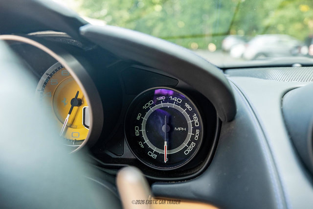 Used 2012 Ferrari California RWD image 38