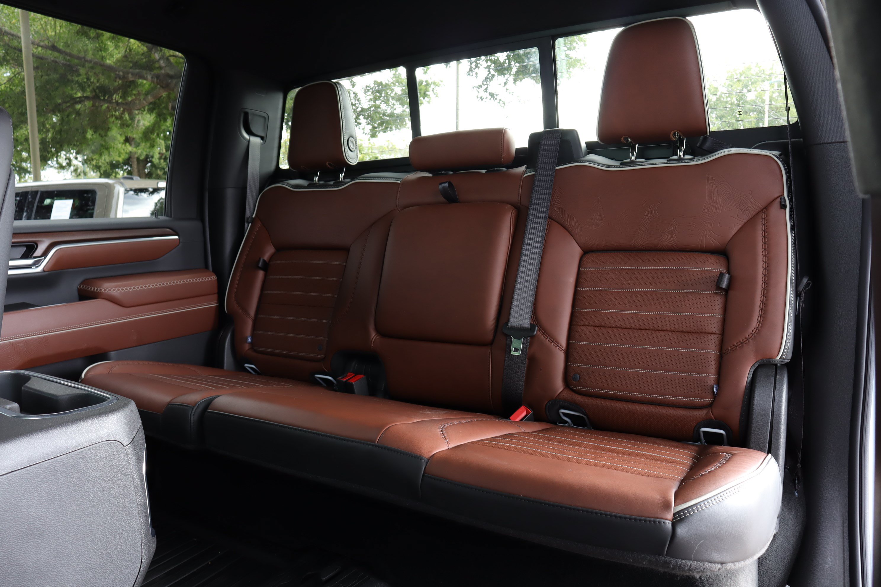 Used 2026 GMC Sierra 2500 Denali Ultimate AWD/4WD image 10