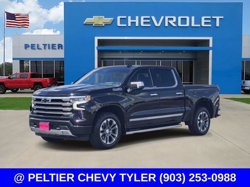 Used 2023 Chevrolet Silverado 1500 High Country w/ Technology Package AWD/4WD image 3