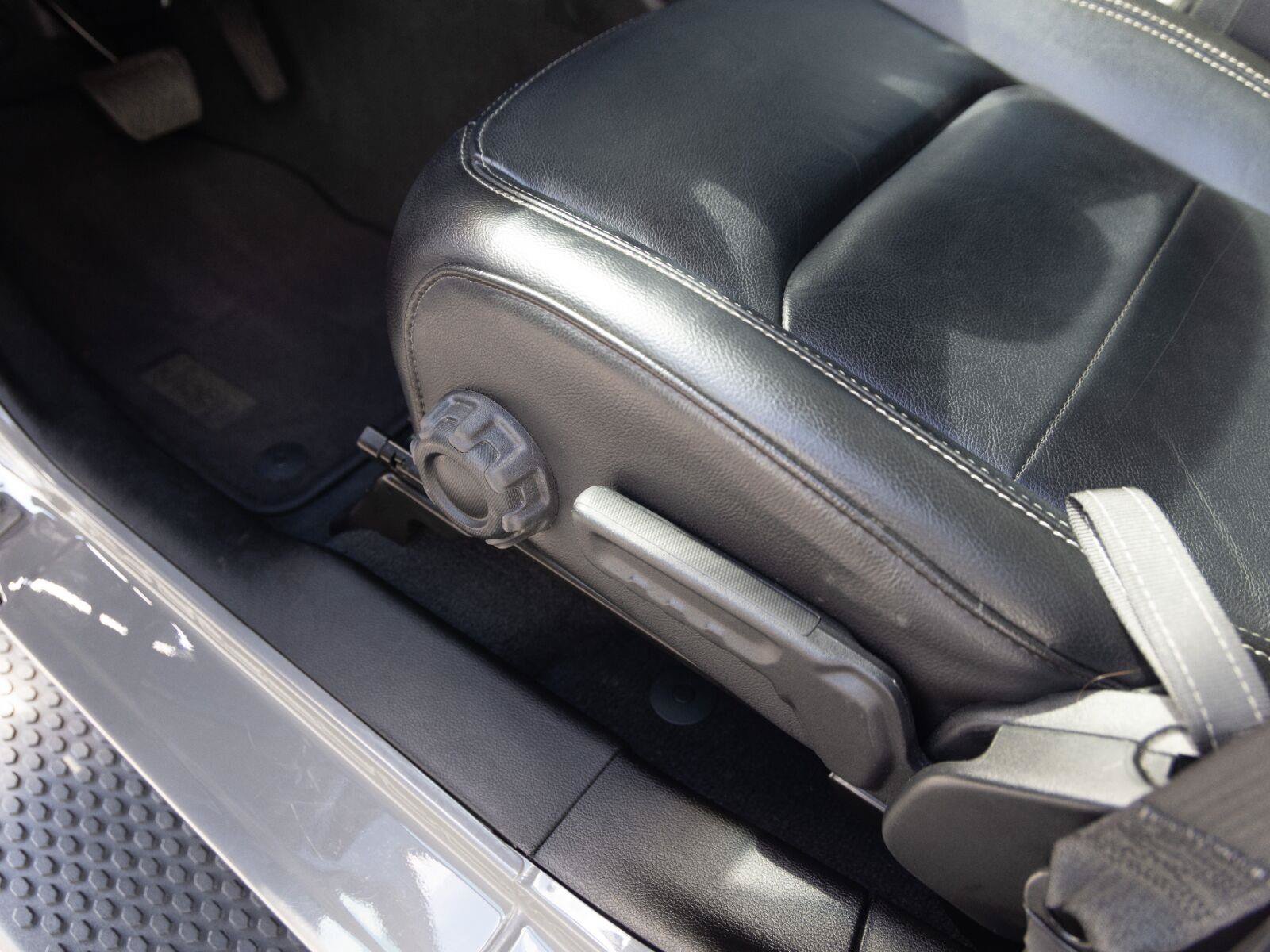 Used 2023 Jeep Wrangler Unlimited Sahara AWD/4WD image 23