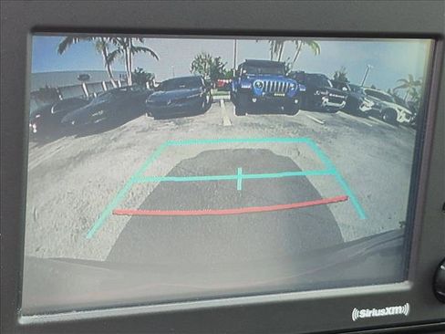 Used 2020 Toyota RAV4 LE AWD/4WD image 12