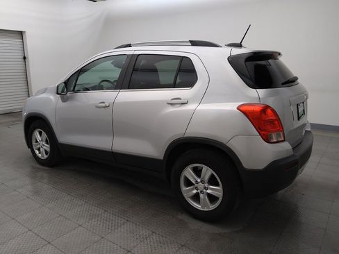 Used 2016 Chevrolet Trax LT w/ LT Convenience Package FWD image 3