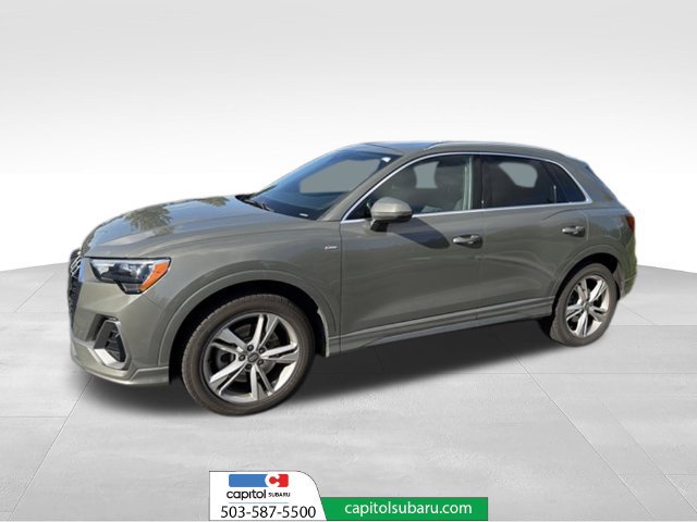 Used 2020 Audi Q3 2.0T Premium w/ Convenience Package AWD/4WD image 5